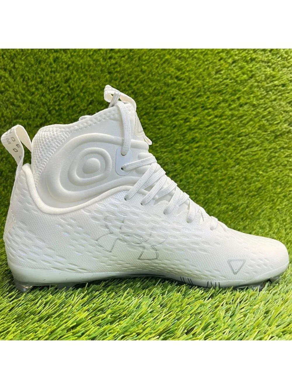 Under Armour Spotlight Lux MC 2.0 Mens Size 8.5 Triple White Football Cleats